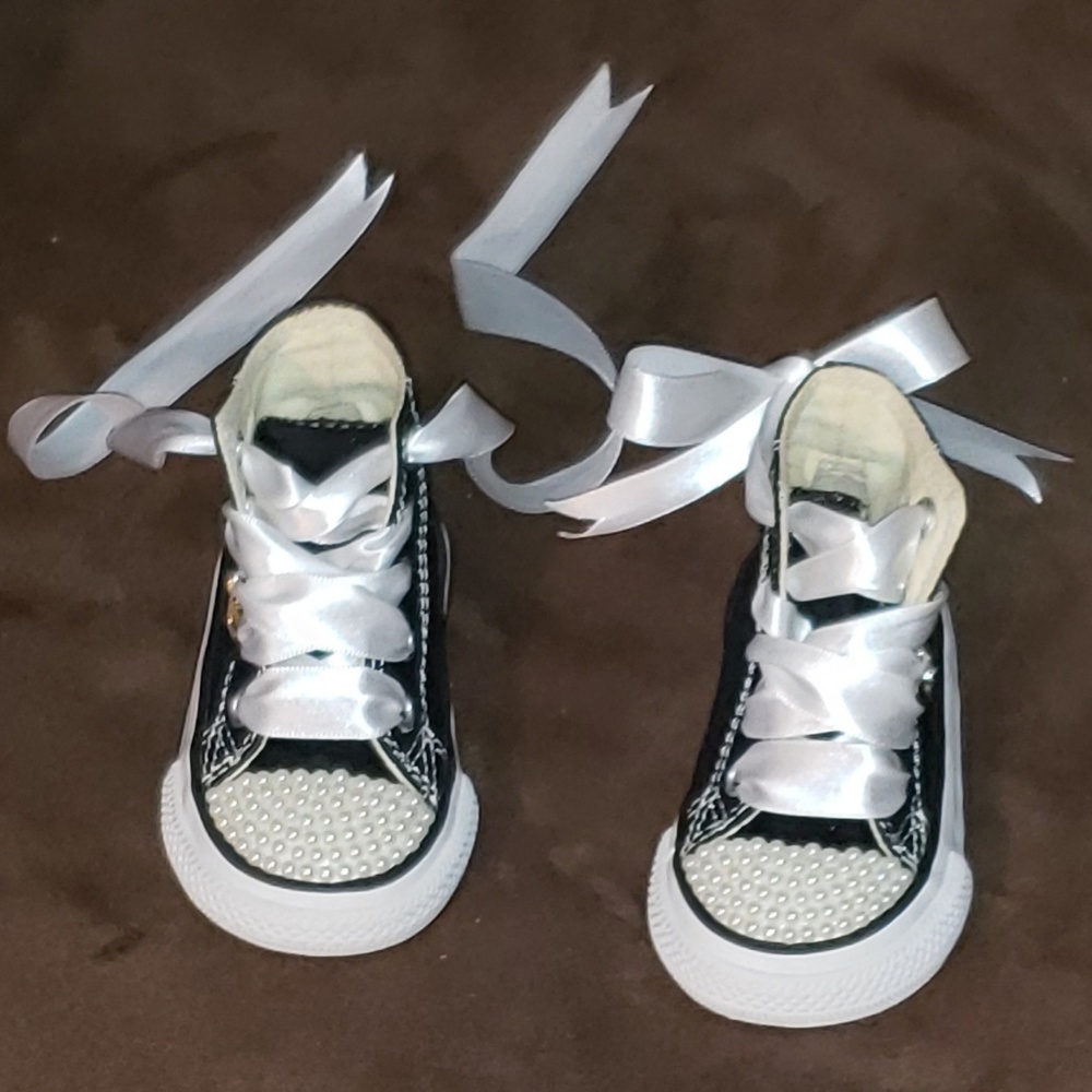 Size 3 converse